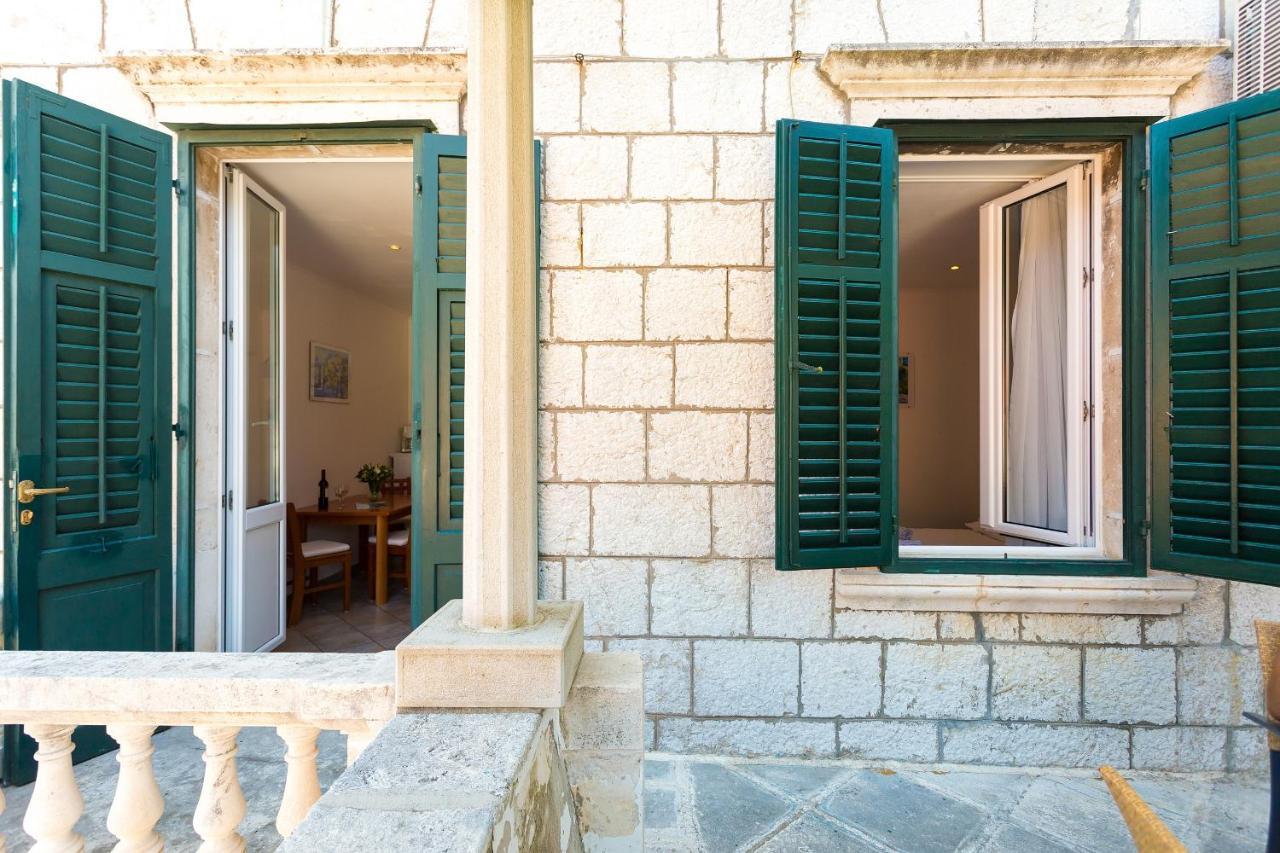 Apartment Apartment& Lukre / Lukre With Terrace